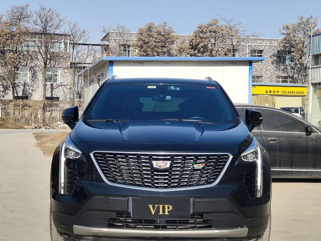 Cadillac XT4