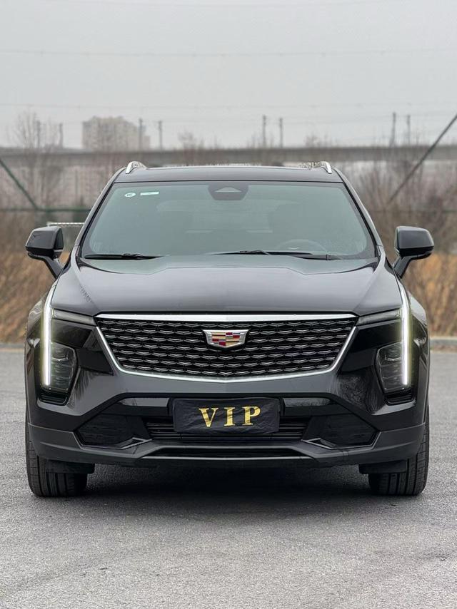 Cadillac XT4