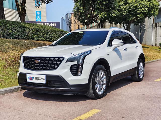 Cadillac XT4