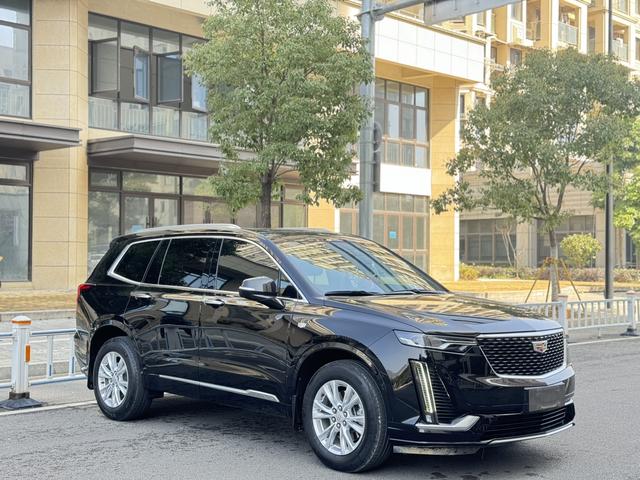 Cadillac XT6