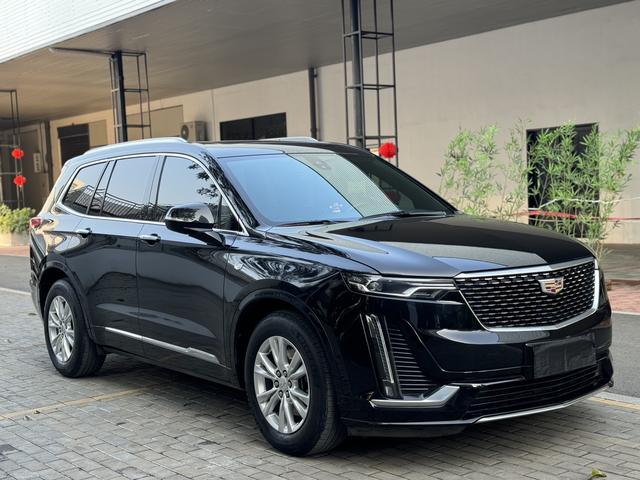 Cadillac XT6