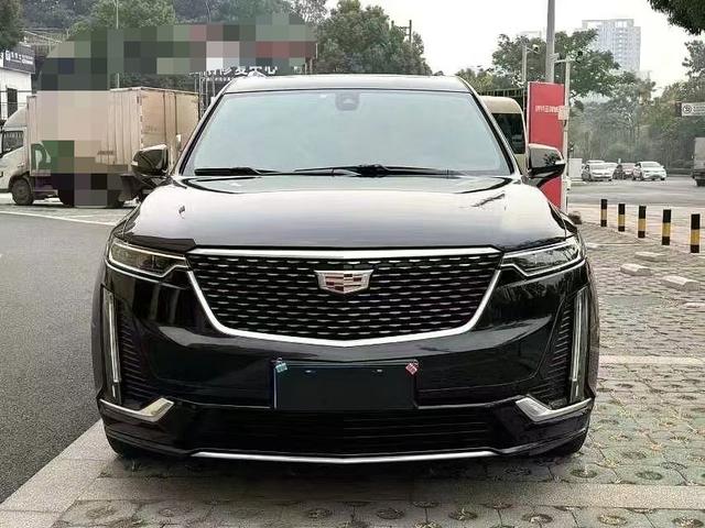 Cadillac XT6