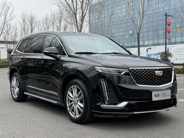 Cadillac XT6