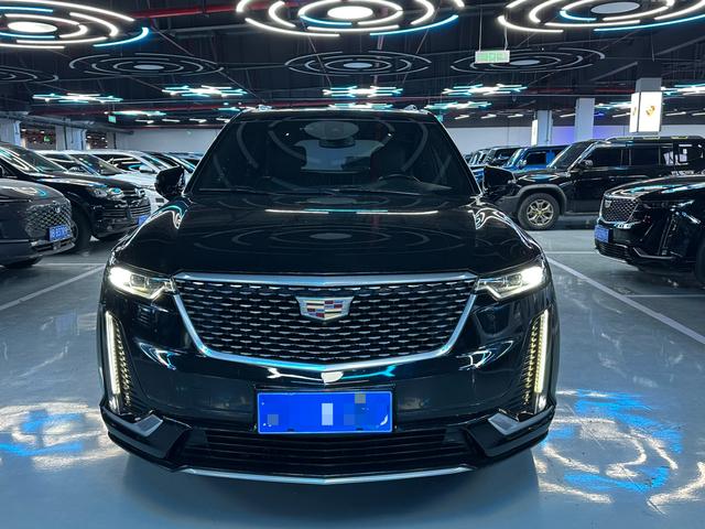 Cadillac XT6