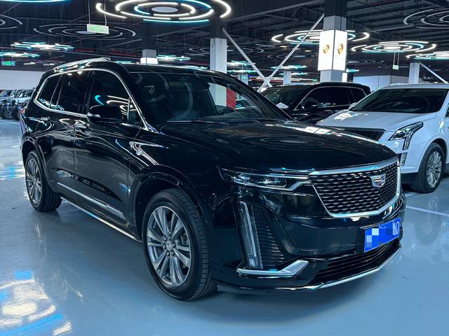 Cadillac XT6