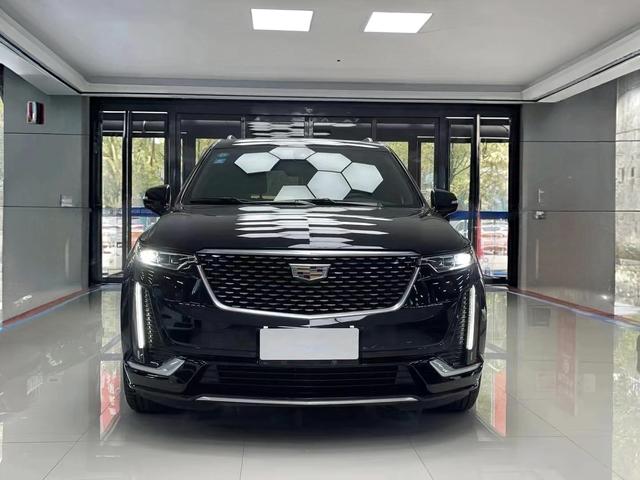 Cadillac XT6