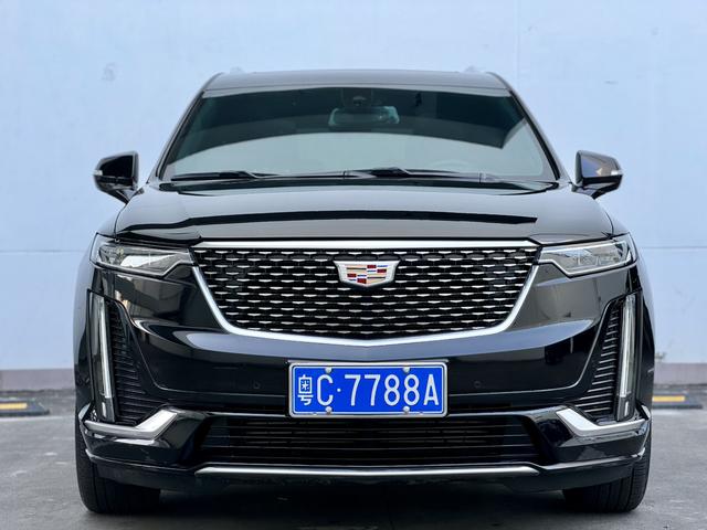 Cadillac XT6