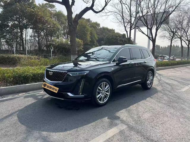 Cadillac XT6