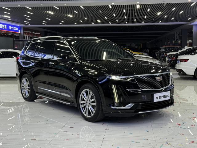 Cadillac XT6