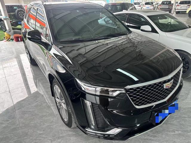 Cadillac XT6