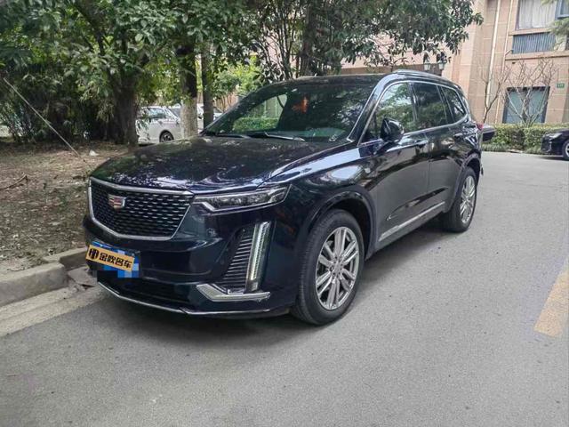 Cadillac XT6