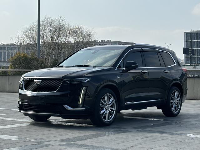 Cadillac XT6