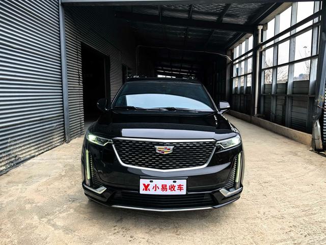 Cadillac XT6