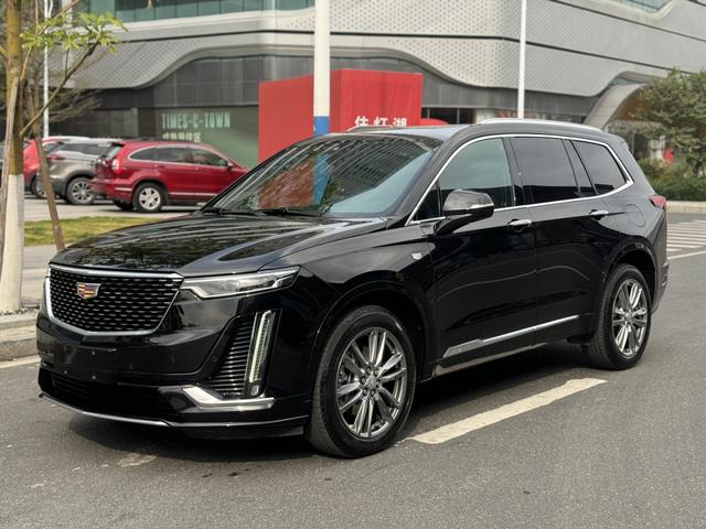 Cadillac XT6