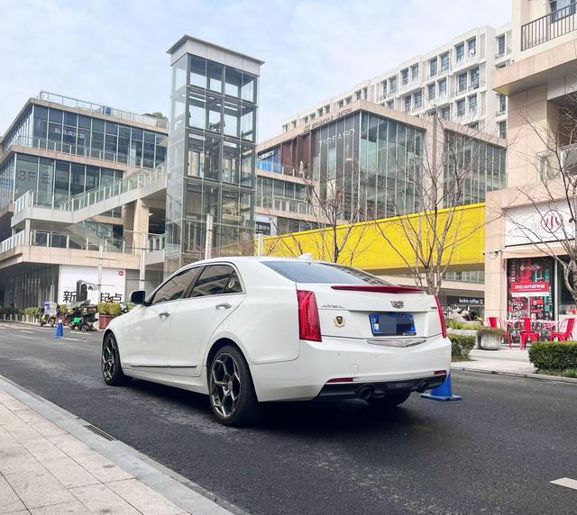 Cadillac ATS-L