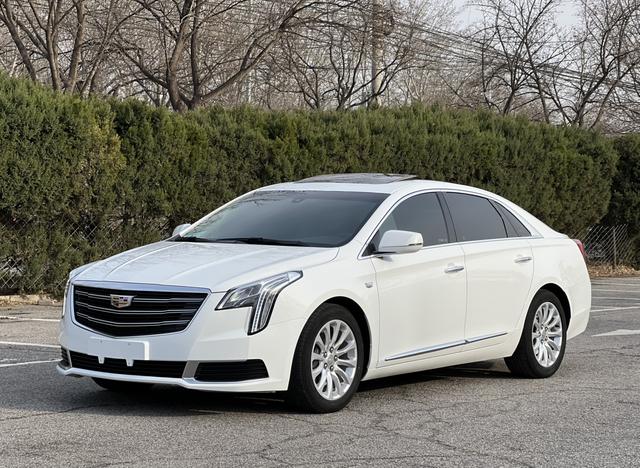 Cadillac XTS