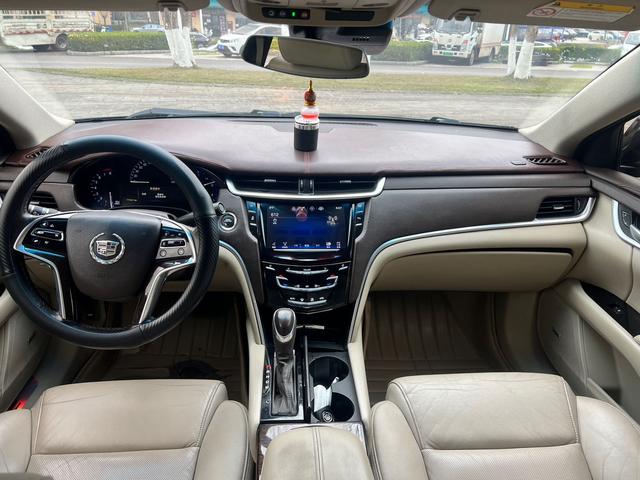 Cadillac XTS