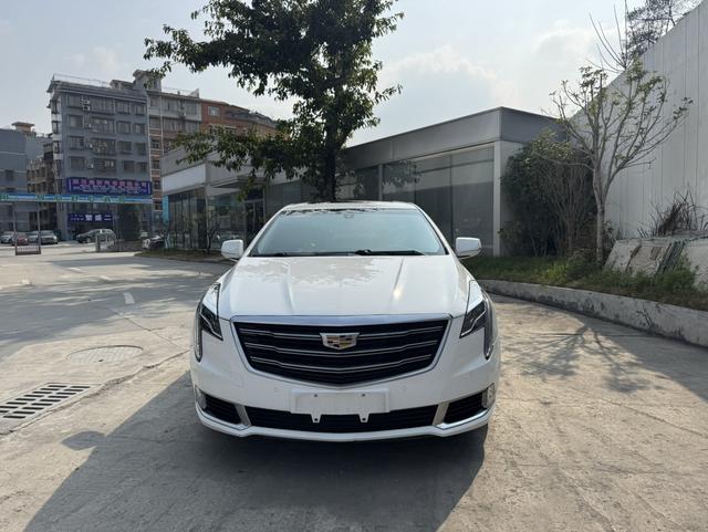 Cadillac XTS