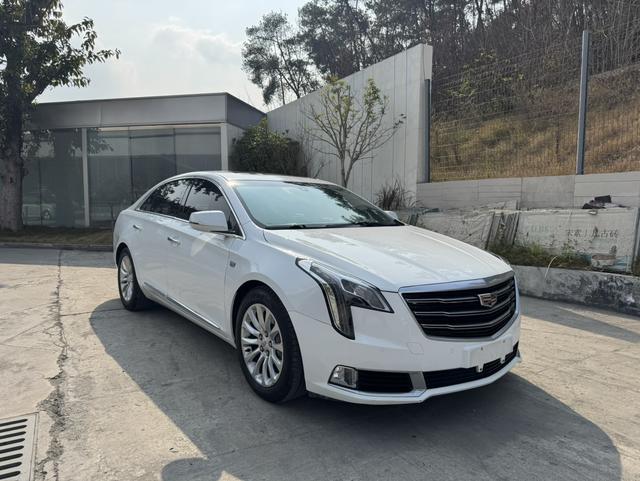 Cadillac XTS