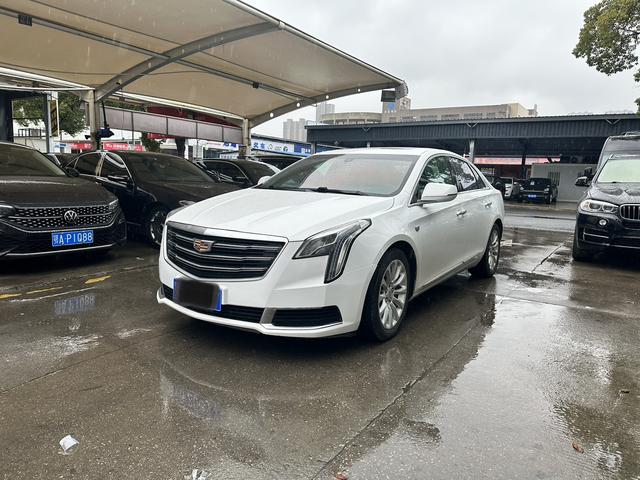 Cadillac XTS