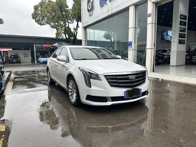 Cadillac XTS