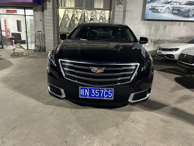 Cadillac XTS