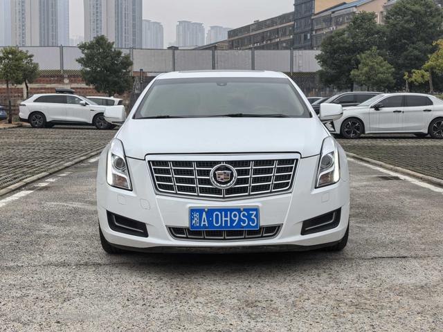 Cadillac XTS