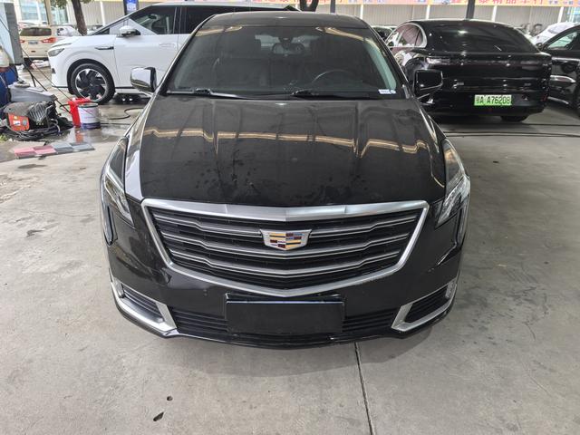 Cadillac XTS