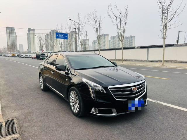 Cadillac XTS