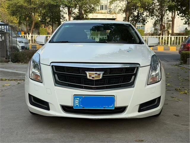 Cadillac XTS