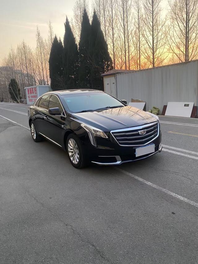 Cadillac XTS