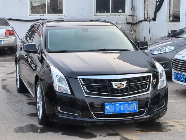 Cadillac XTS