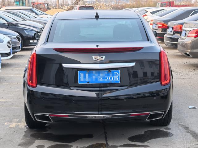 Cadillac XTS