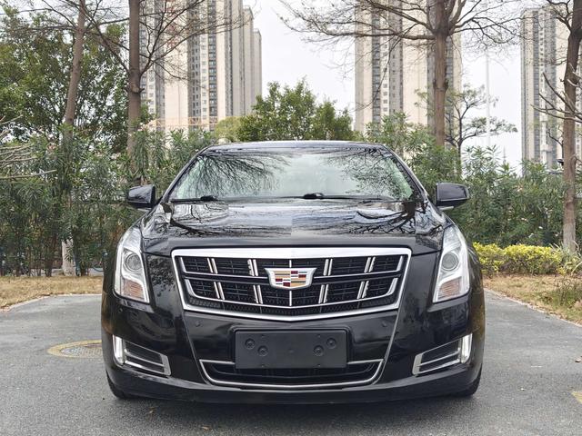 Cadillac XTS