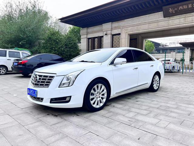 Cadillac XTS