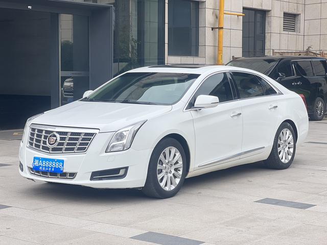 Cadillac XTS