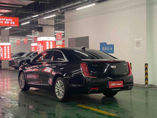 Cadillac XTS