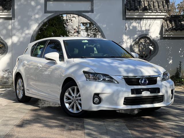 Lexus CT