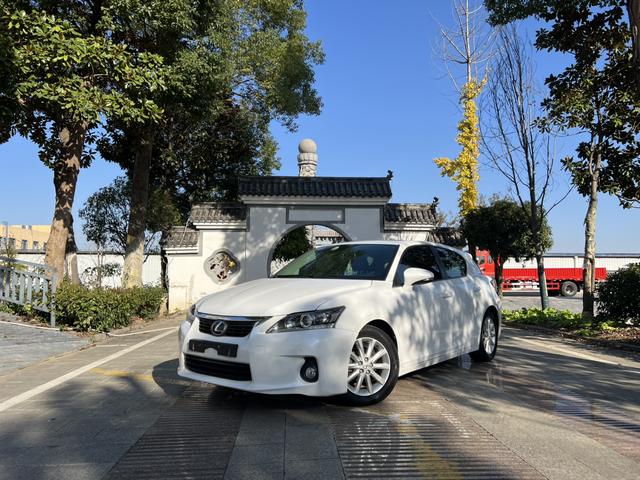 Lexus CT