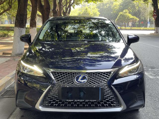 Lexus CT