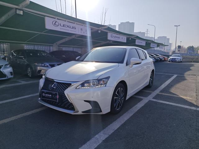 Lexus CT