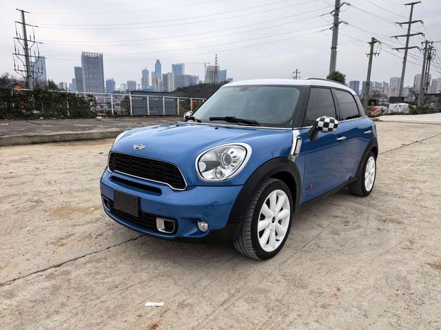 MINI COUNTRYMAN