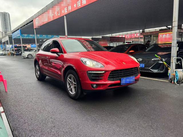 Porsche Macan