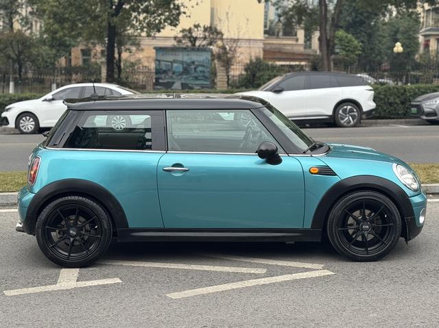 MINI MINI