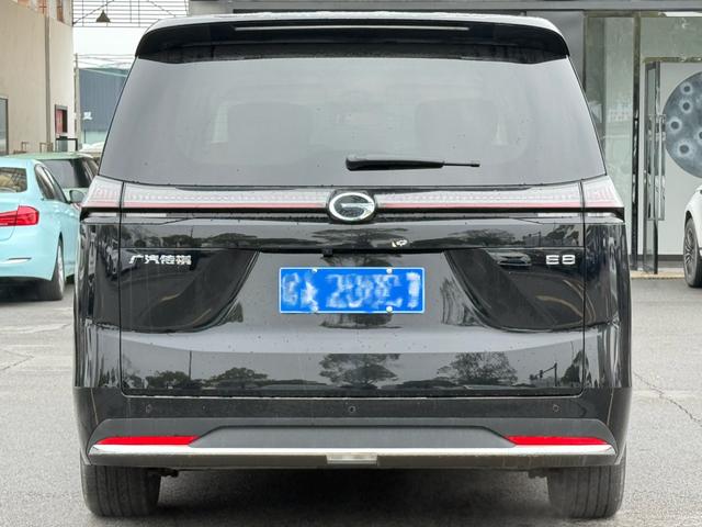 GAC Trumpchi E8