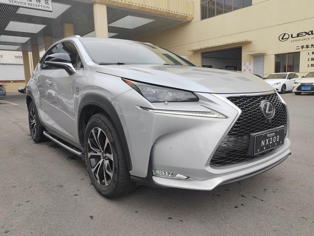 Lexus NX