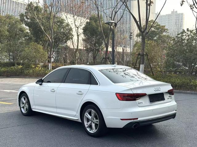 Audi A4L