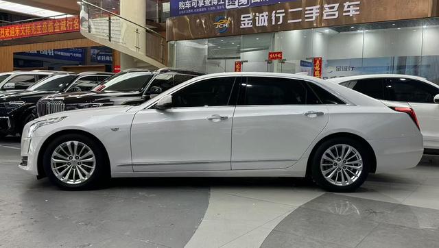 Cadillac CT6