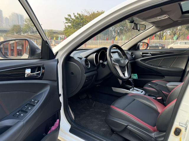 Changan Eado XT