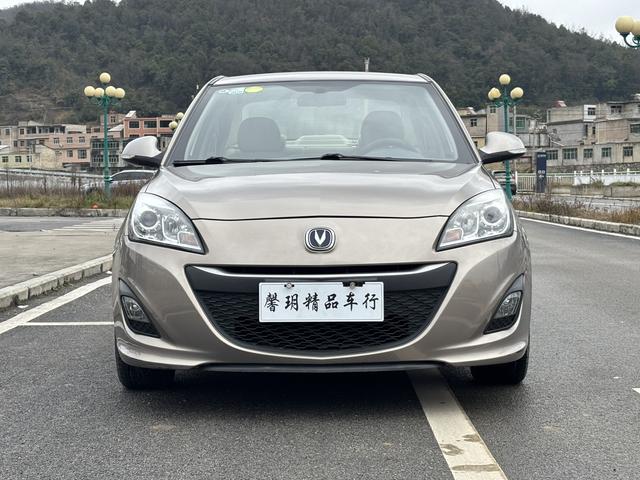 Changan Yuexiang V5